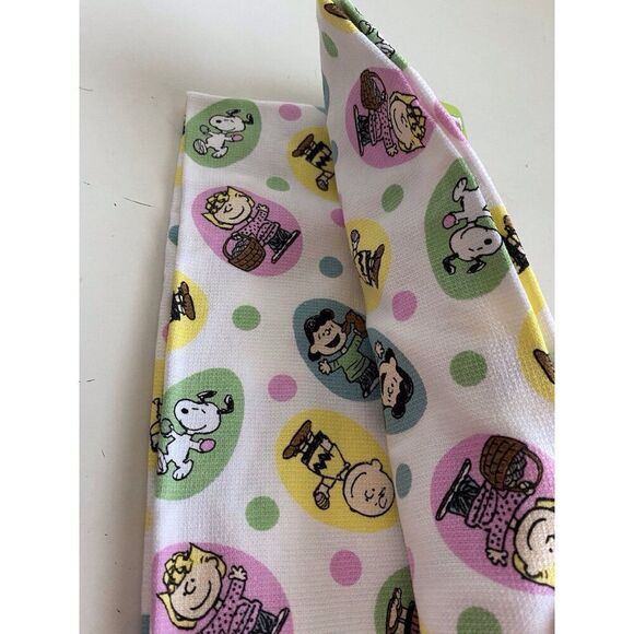 2 Pack Peanuts Snoopy Charlie Brown Gang Easter Eggs Kitchen Towels 16 X 26” NEW - Picture 8 of 14